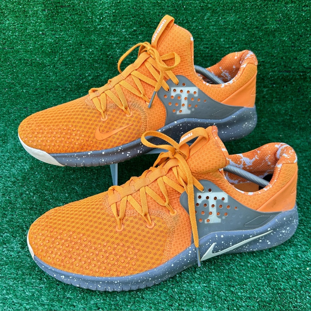 Size 13 Nike Free TR 8 Tennessee AR0423 800 Men’s Shoes Vols Checkerboard Orange